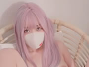 豐滿美乳口罩淫娃加上白虎騷穴遭受大屌暴力抽插